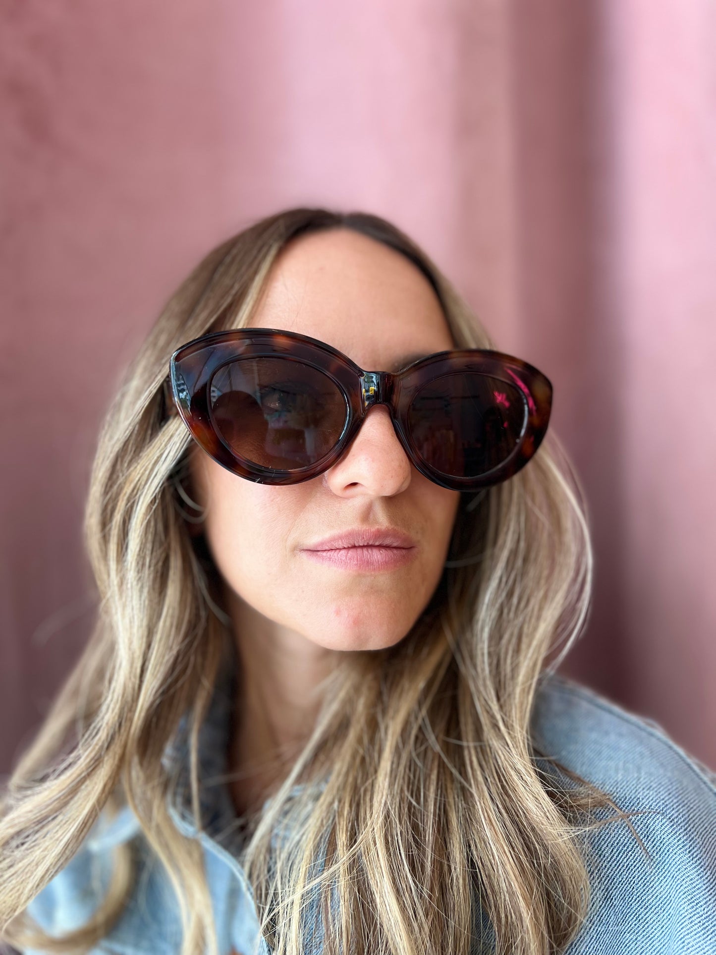 Aesthetic cat eye sunglasses