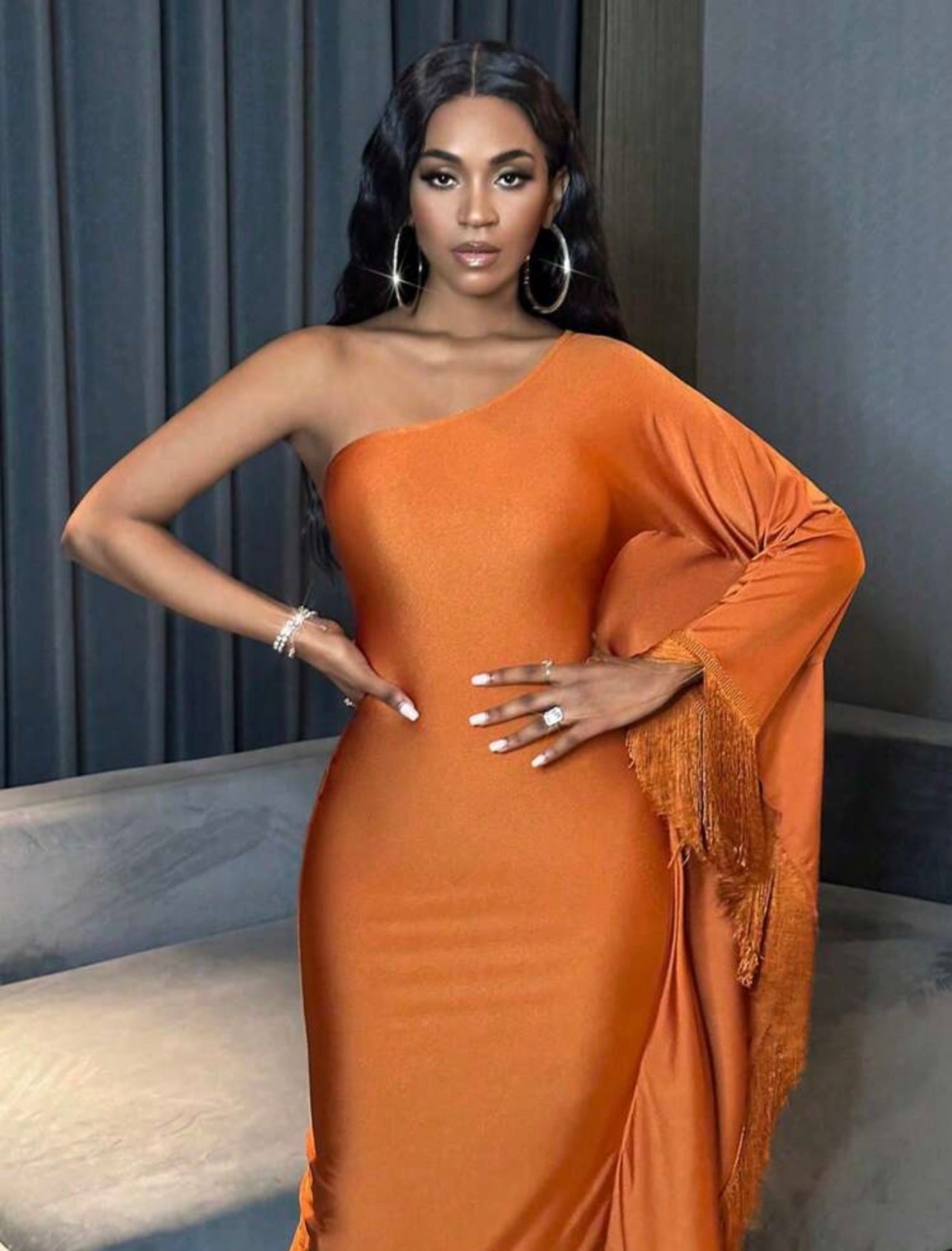 Orange Fringed One shoulder dress 25 abril