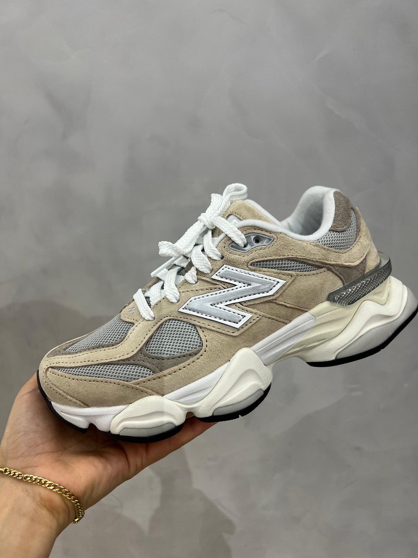 Nude 9060 New Balance for women