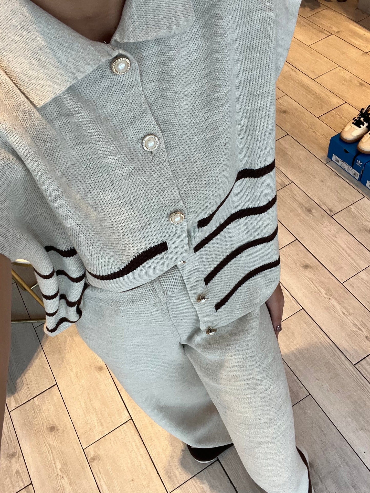 Dubai striped set 8 abril