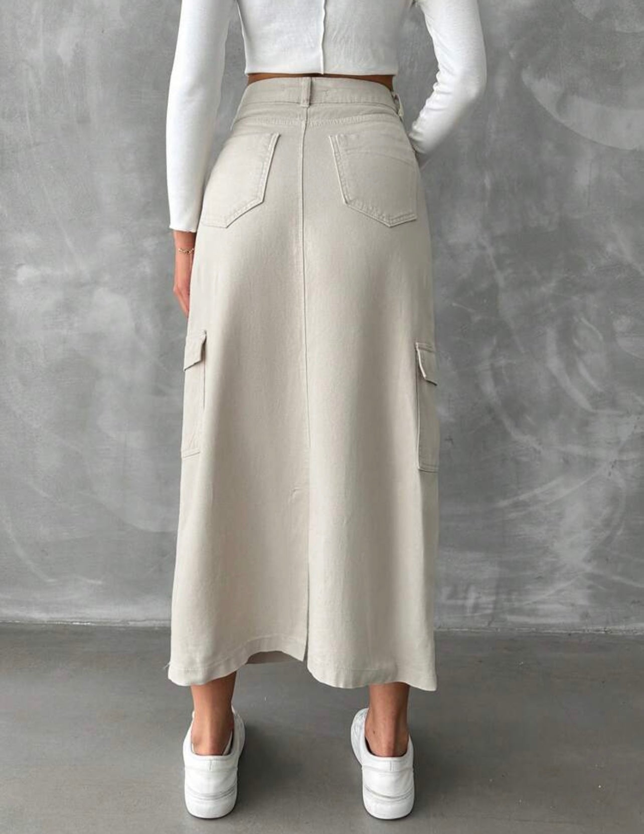 Nude skirt 2 marzo