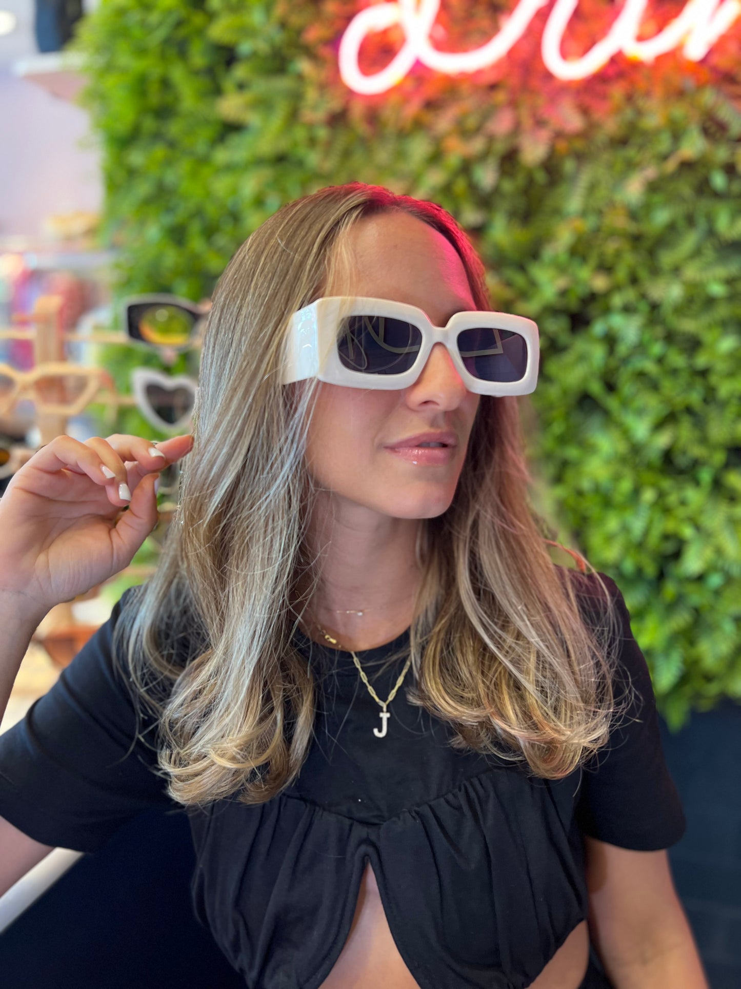 Vanilla bean sun glasses