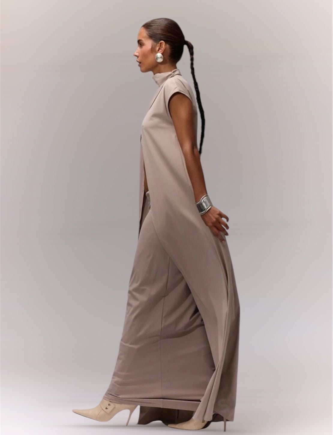 Grey fiona’s top