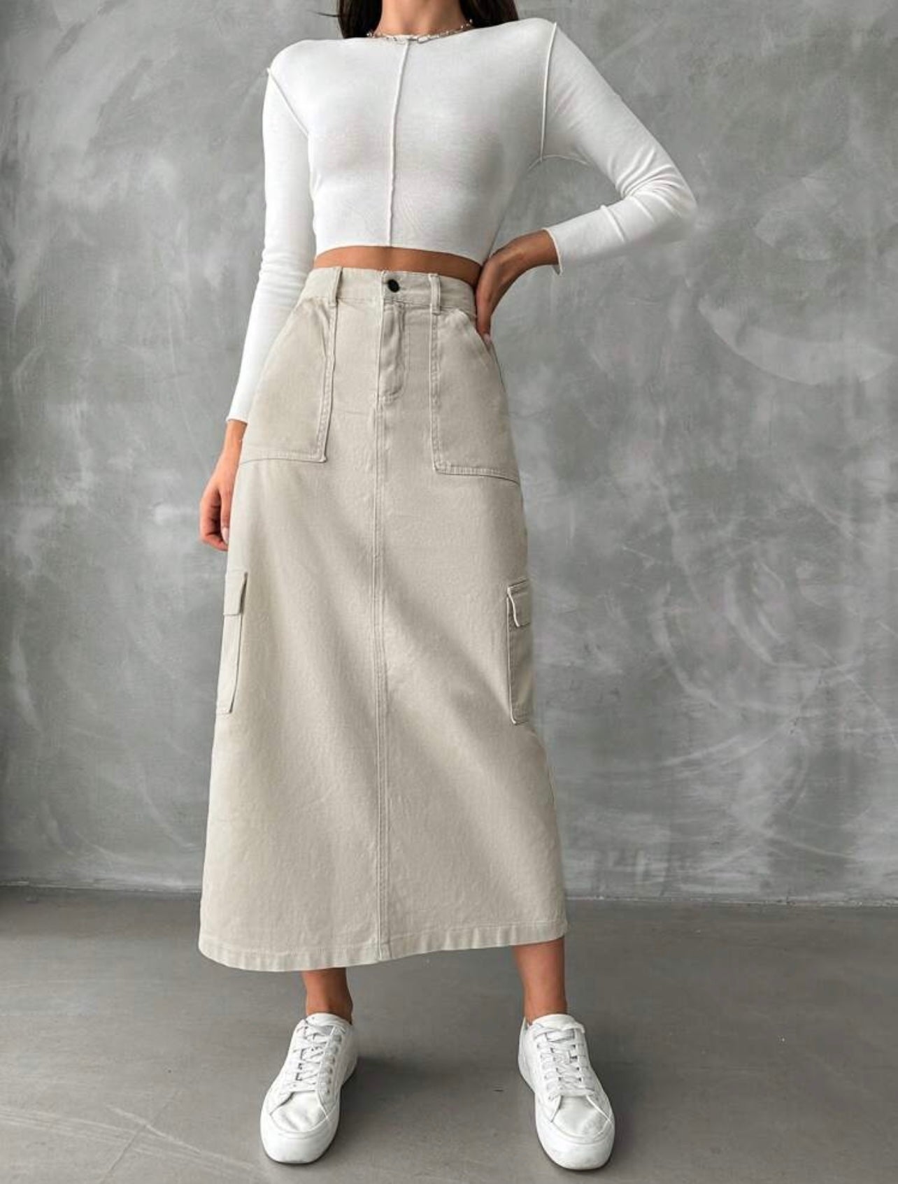 Nude skirt 2 marzo