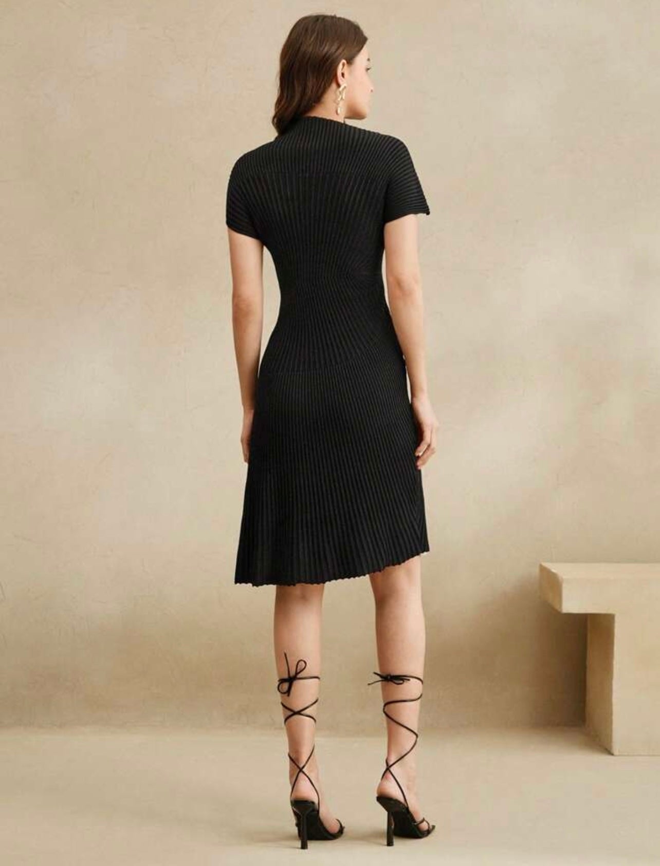 Black ribbed dress