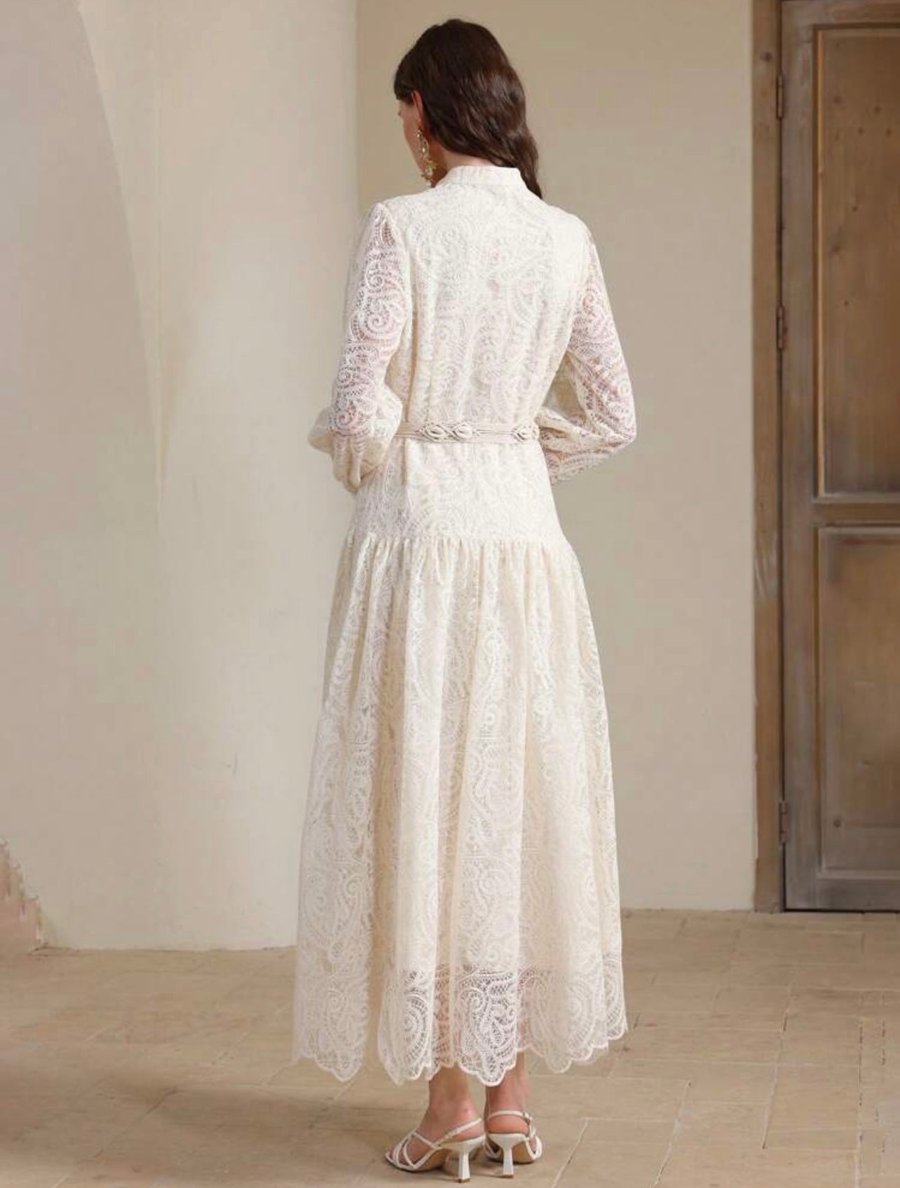 Lace luxury dress 24 abril