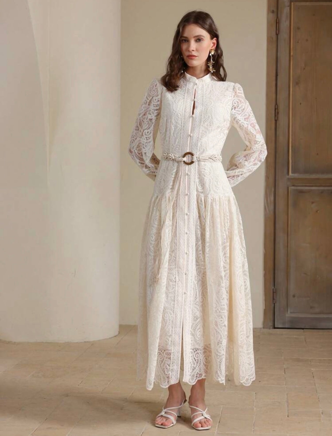 Lace luxury dress 24 abril