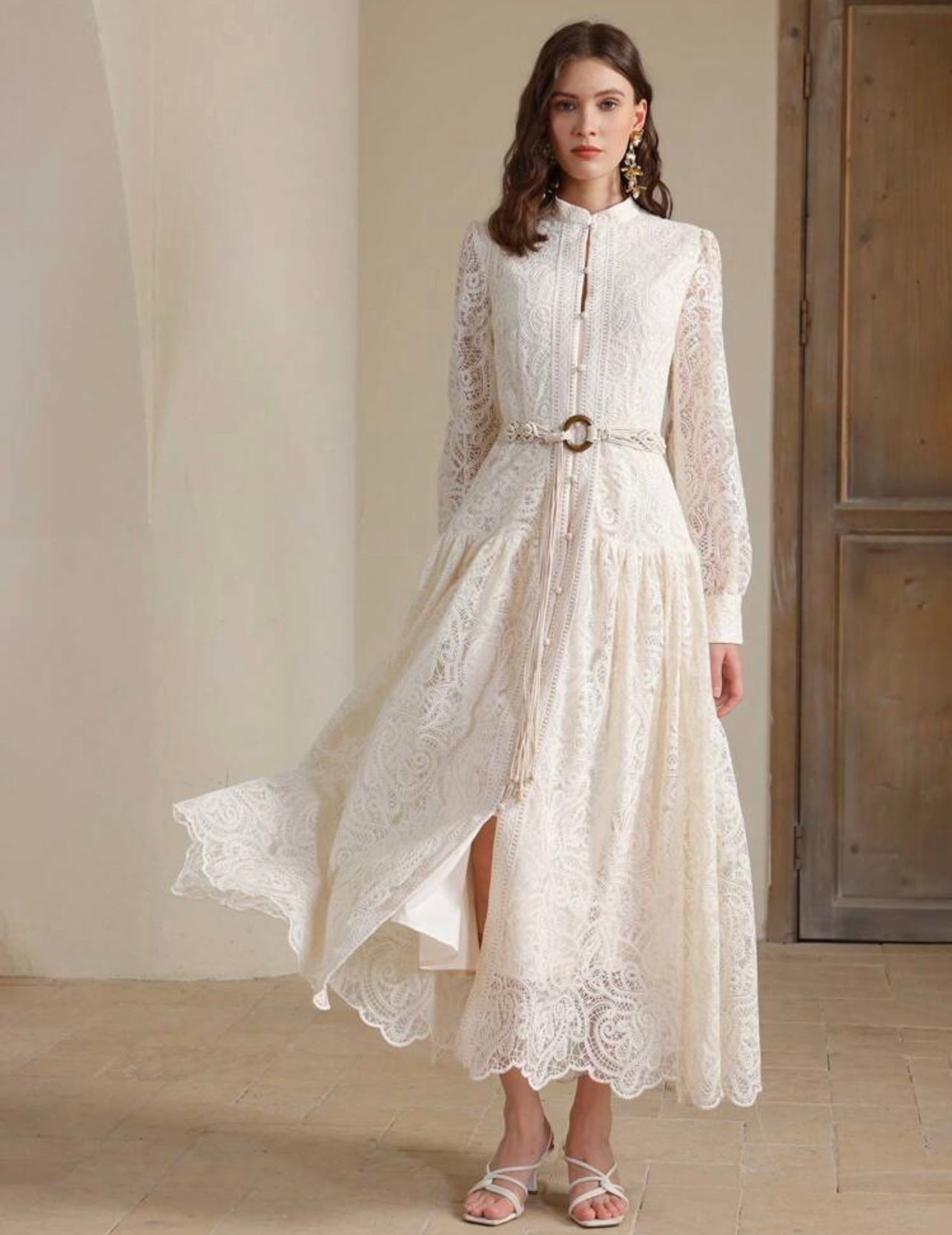 Lace luxury dress 24 abril