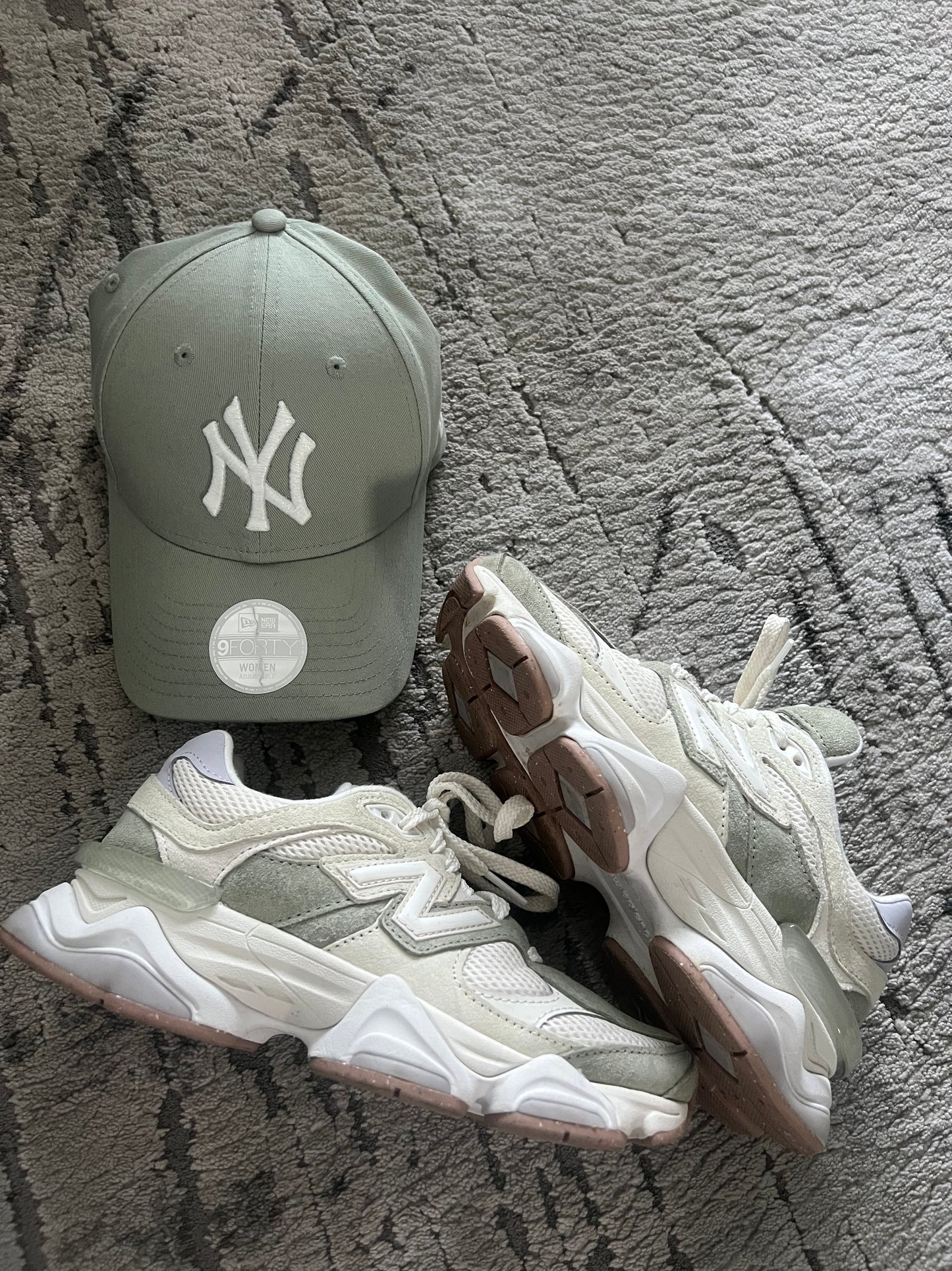 Yankees matcha hat