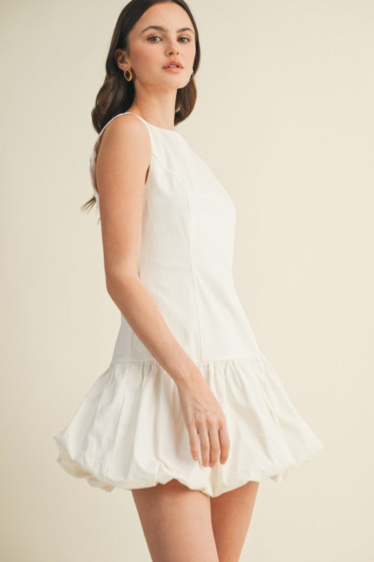 White bubble dress 10 agosto
