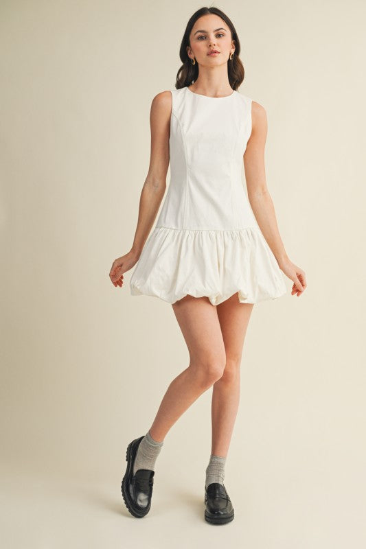 White bubble dress 10 agosto