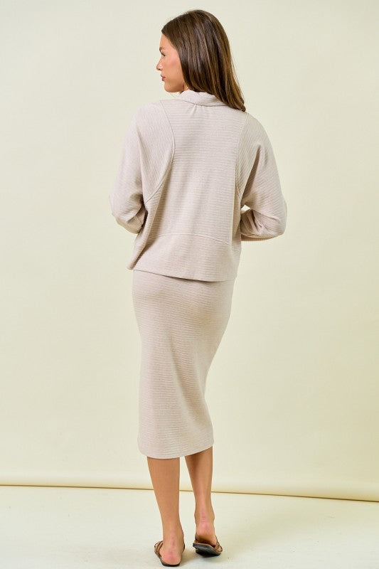 Cream Tzniut skirt set 14 agosto