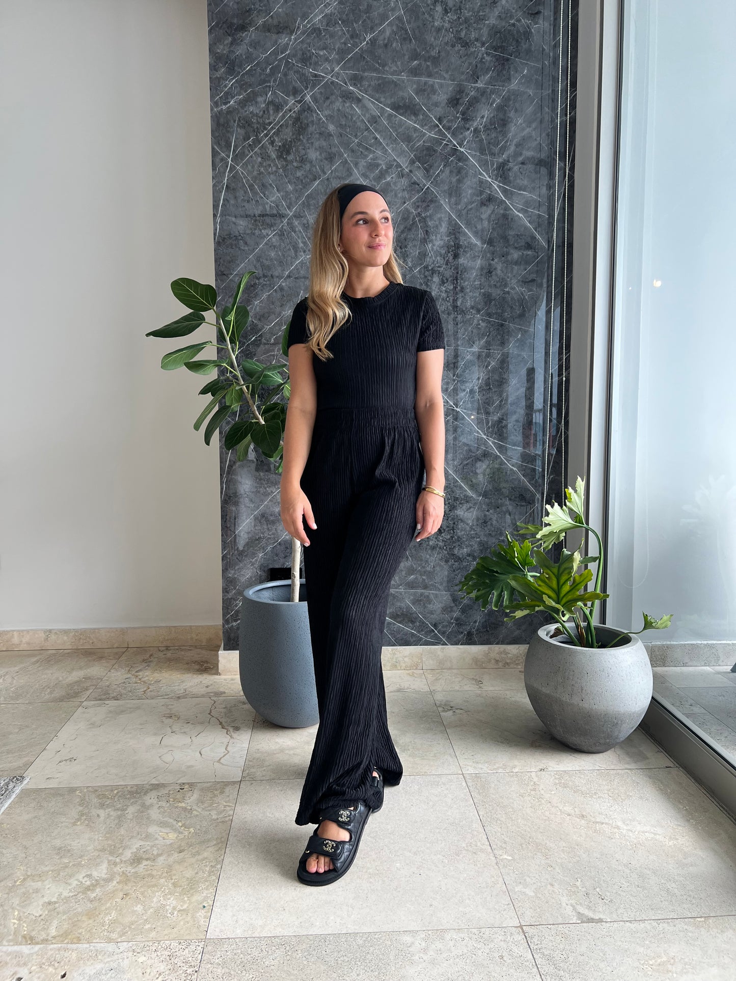 Black pant & top set viaje