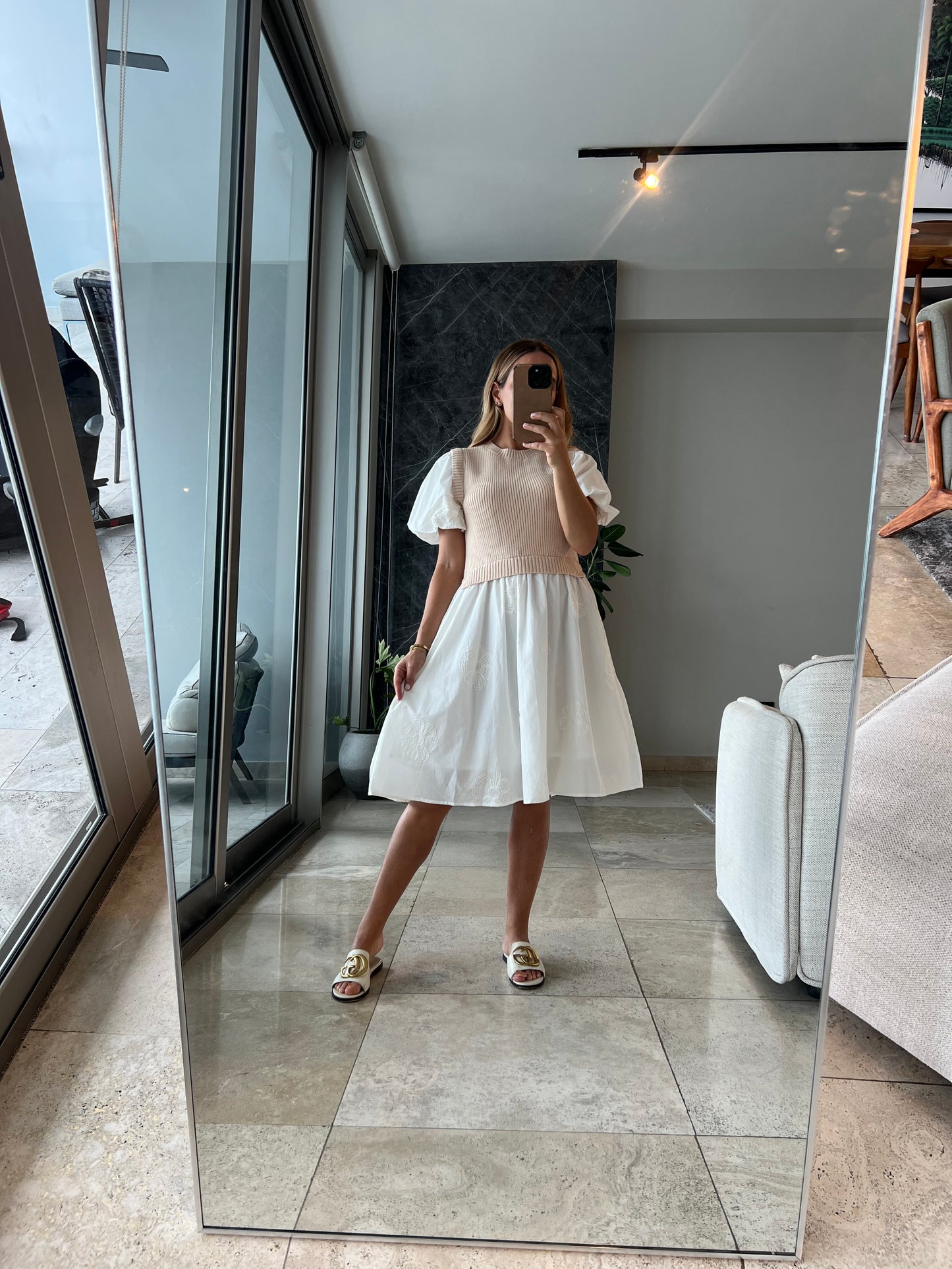 Knitted puffy dress