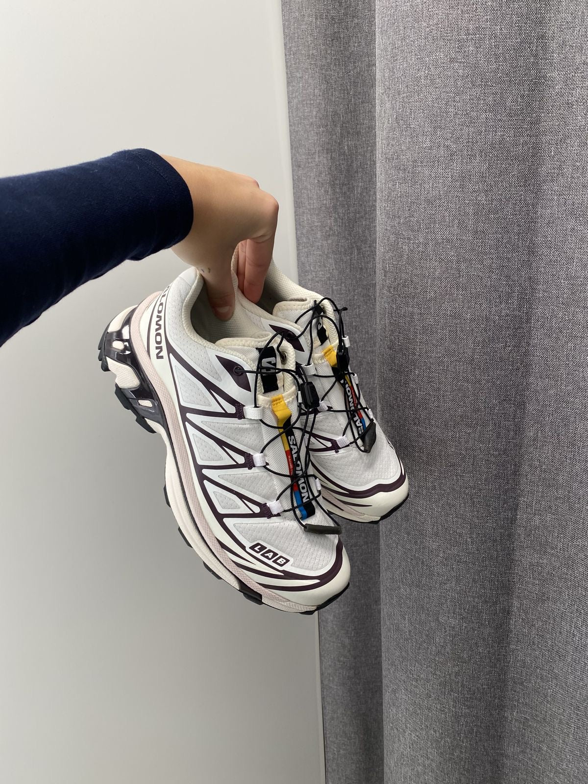 Vanilla Salomón XT6 for women