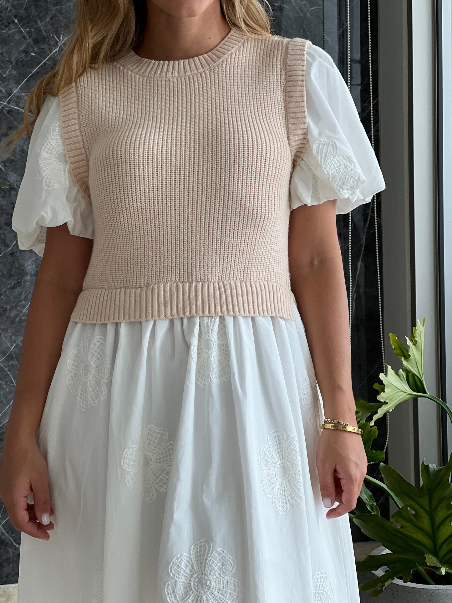 Knitted puffy dress