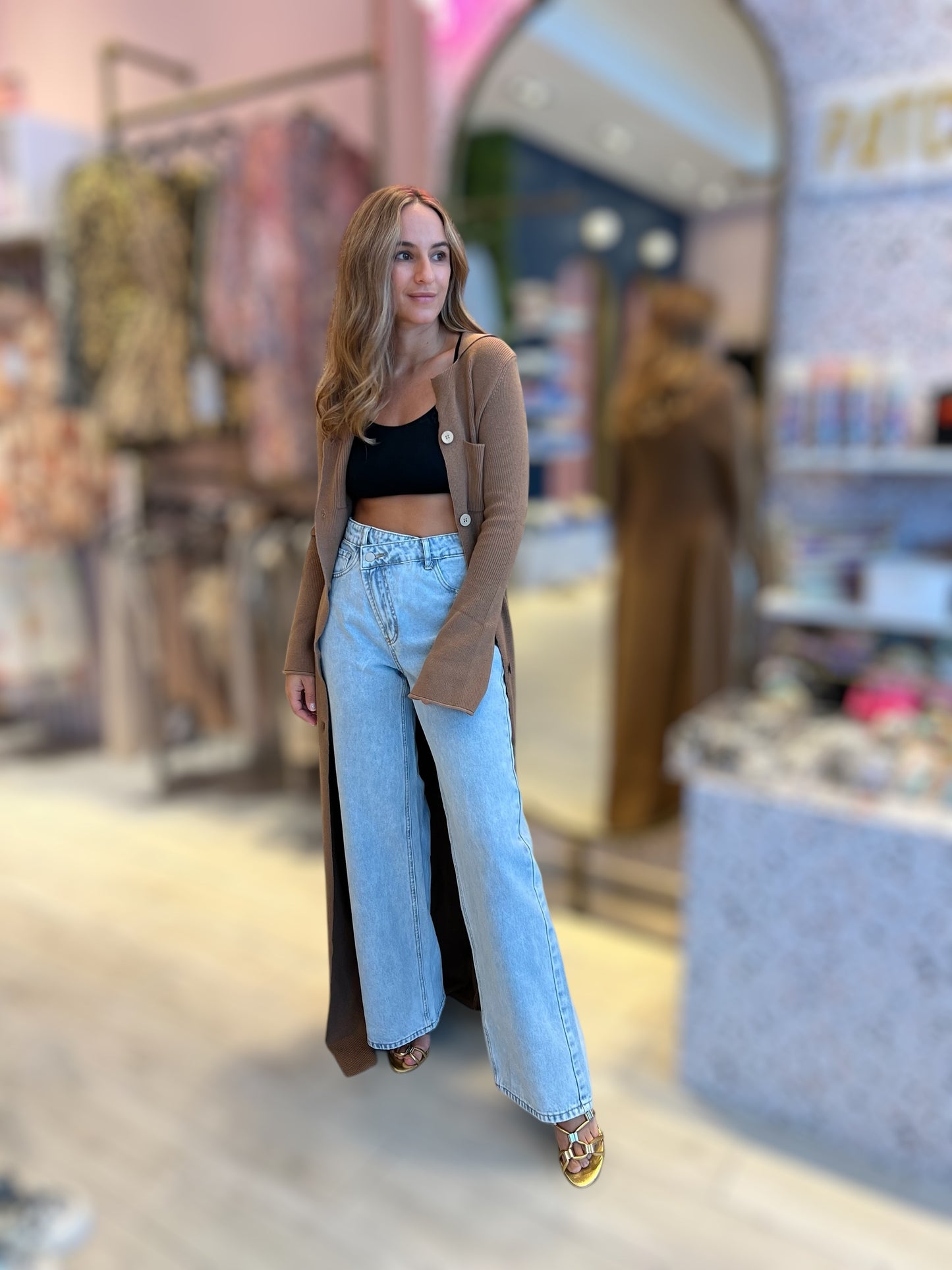 Criss cross blue jeans