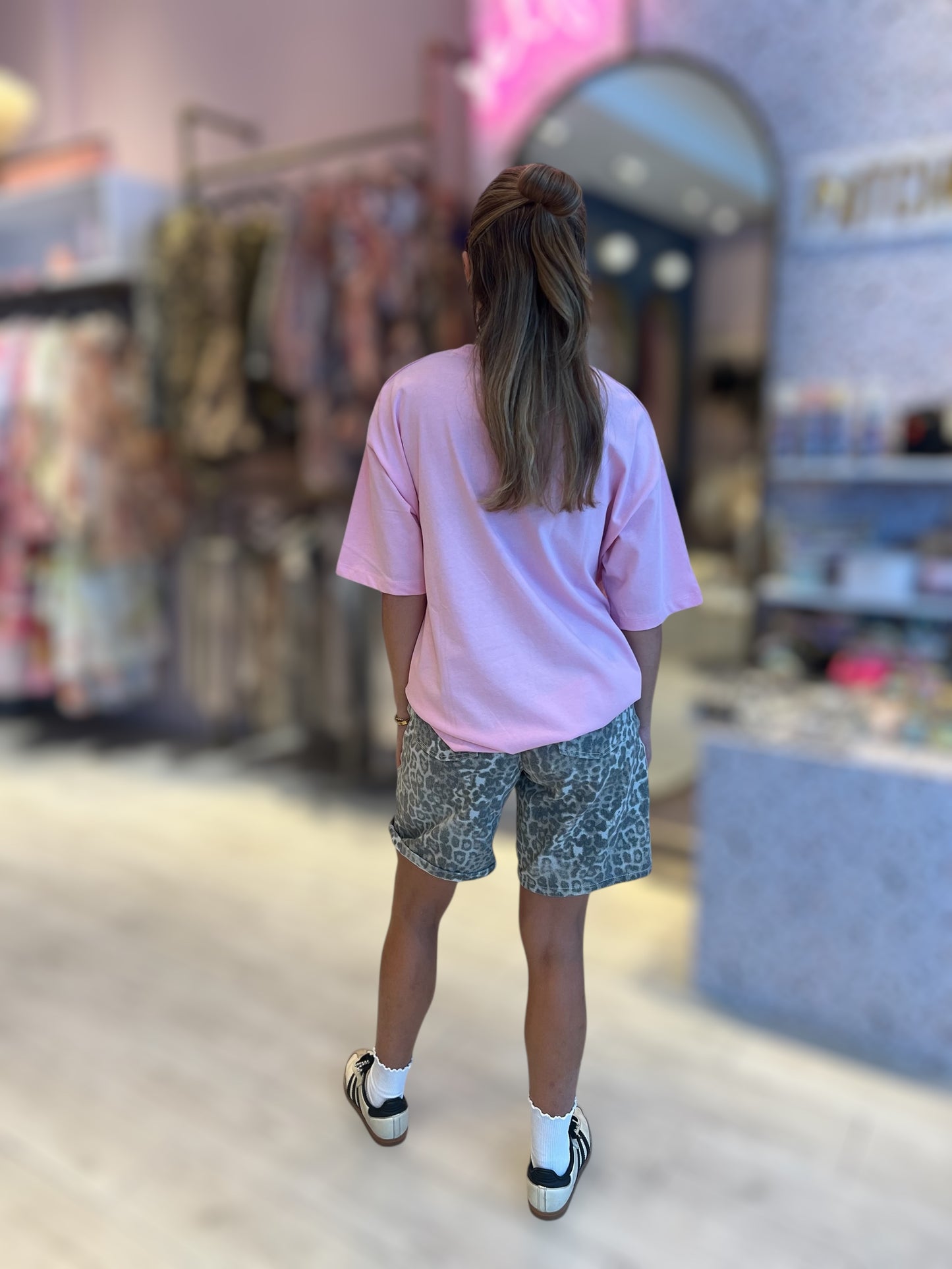 Graphic tshirt