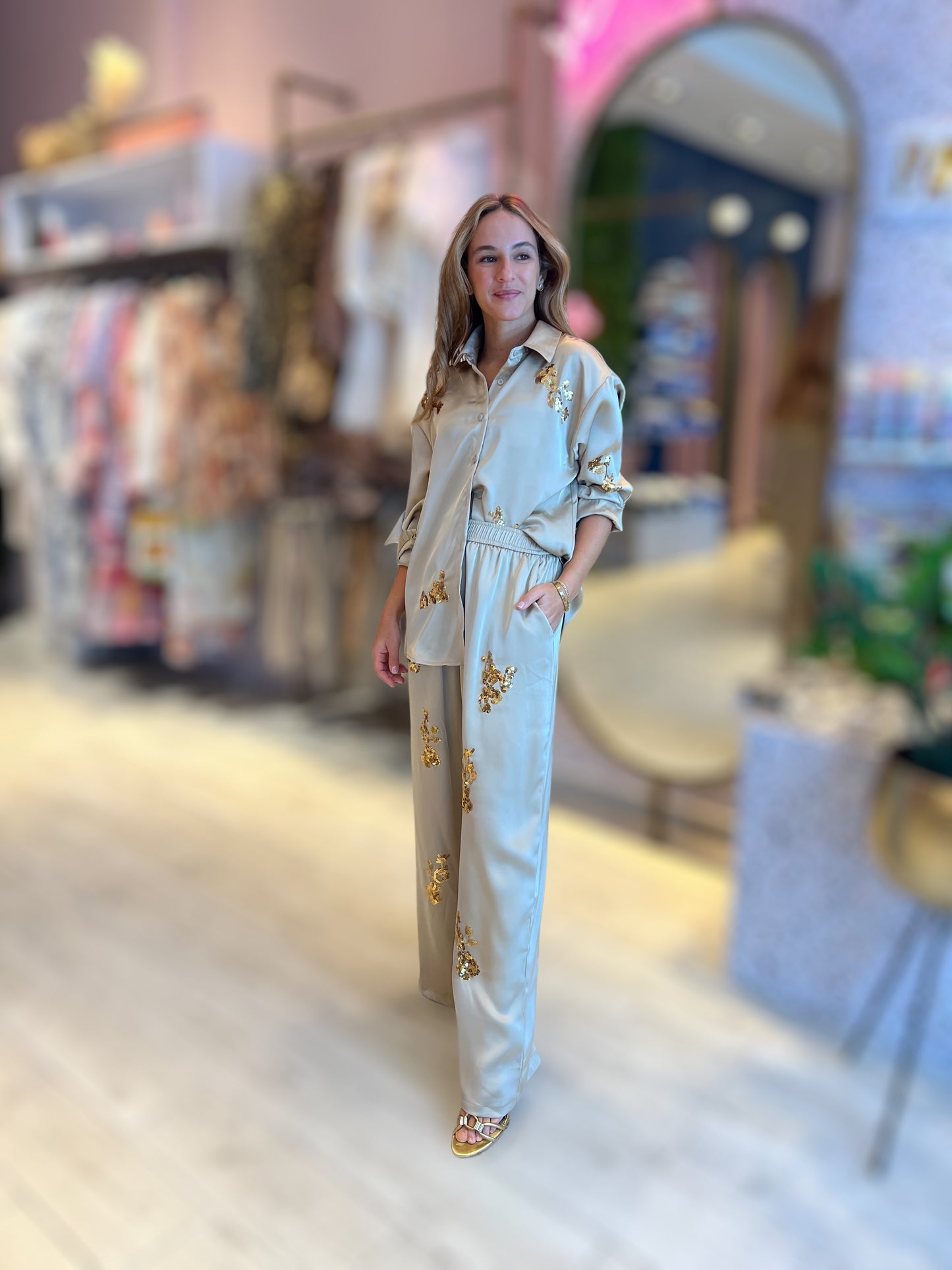 Silky kaki pants set