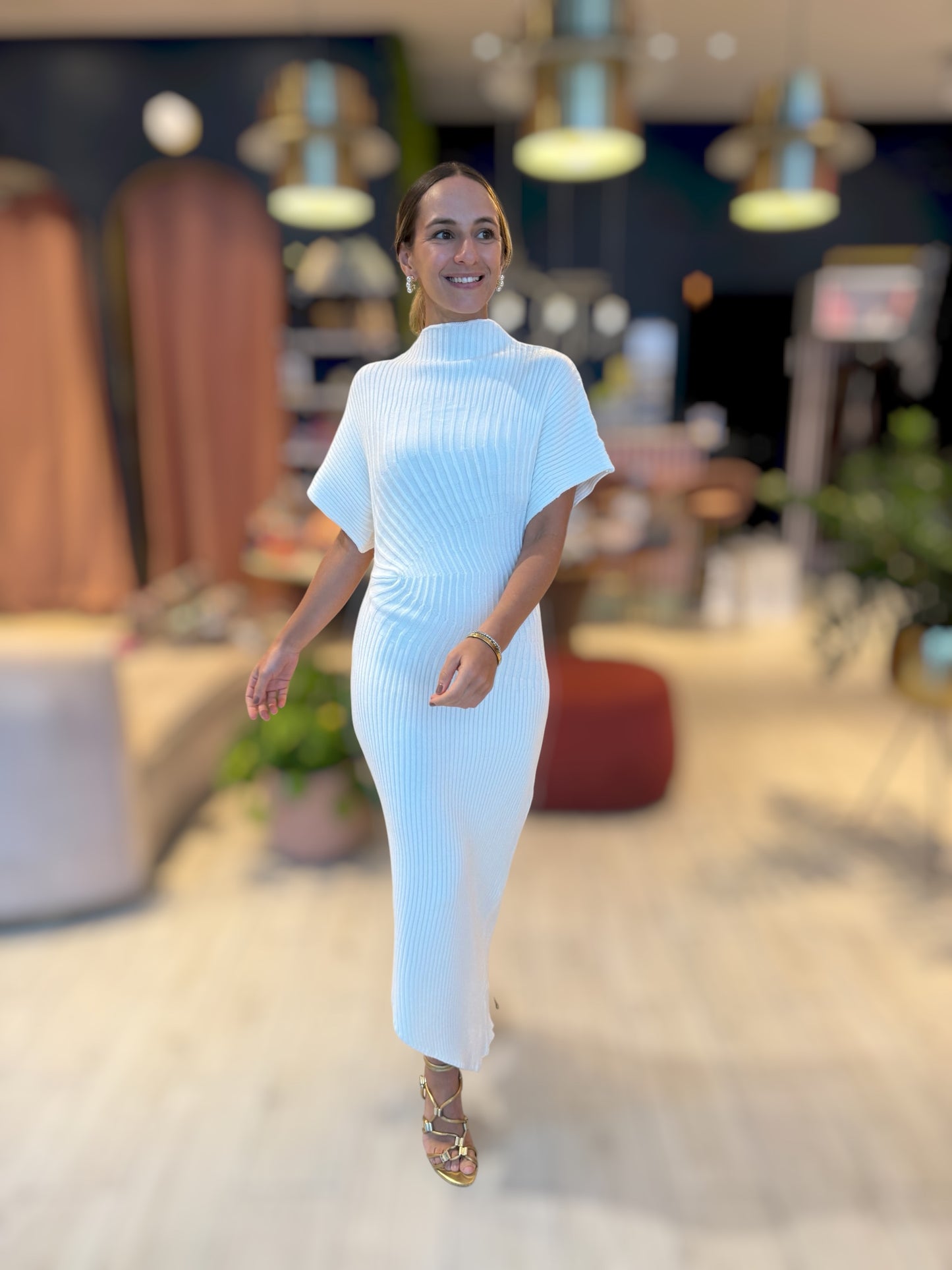 Ribbed white dress