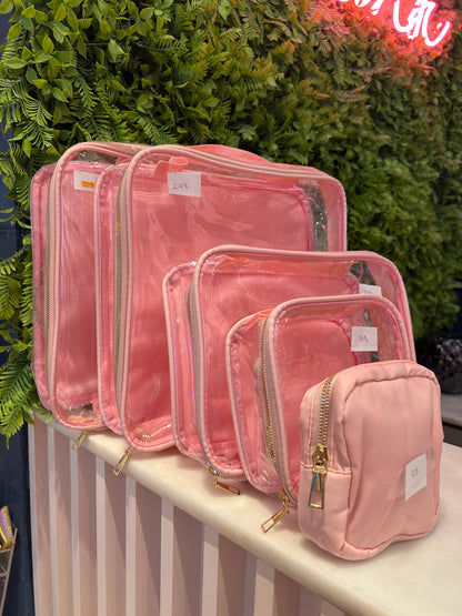 Traveling 🛩️ light pink pouches