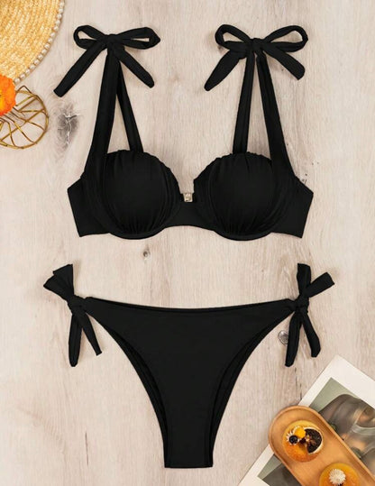 Black basic bikini