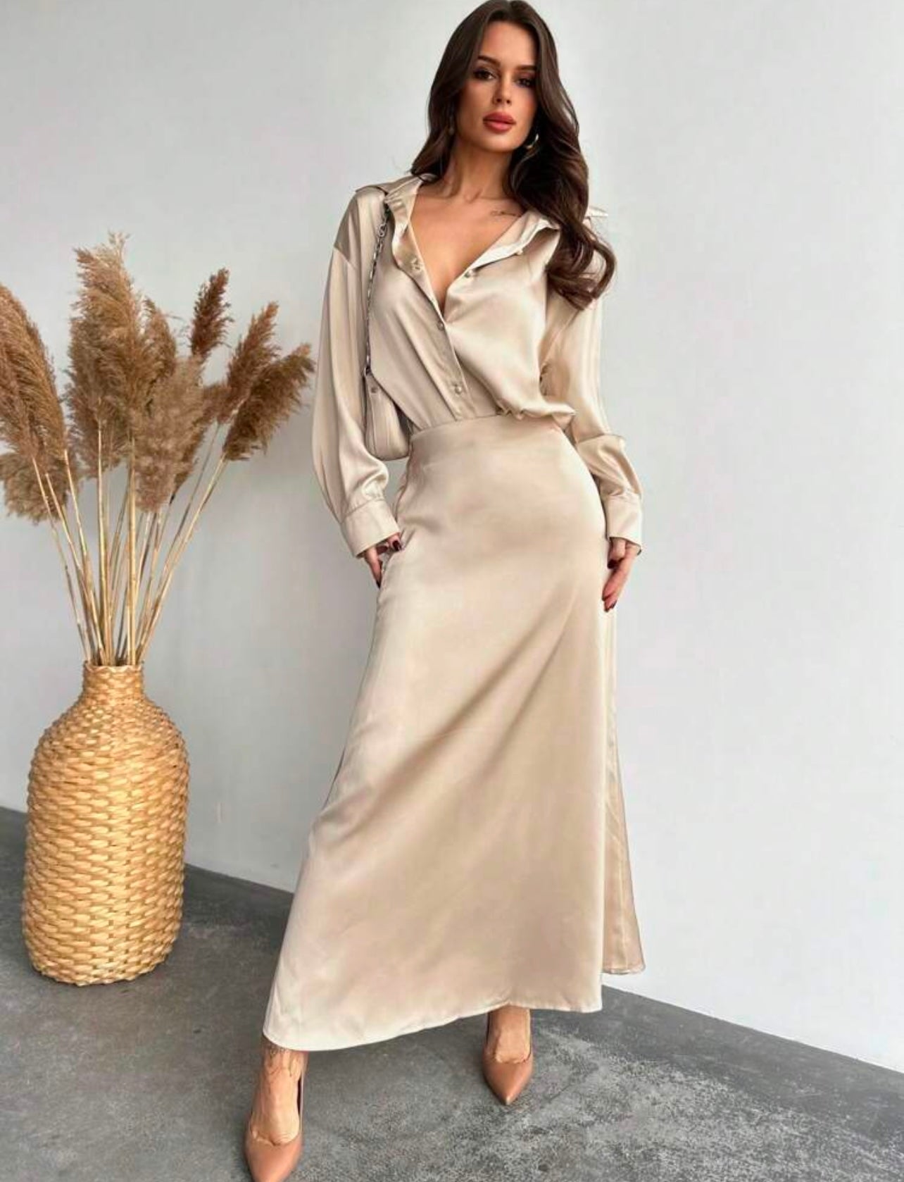 Nude Silky Skirt set