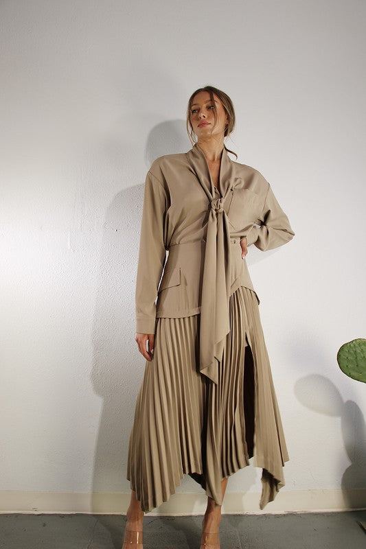 Khaki pleated fashion runway set