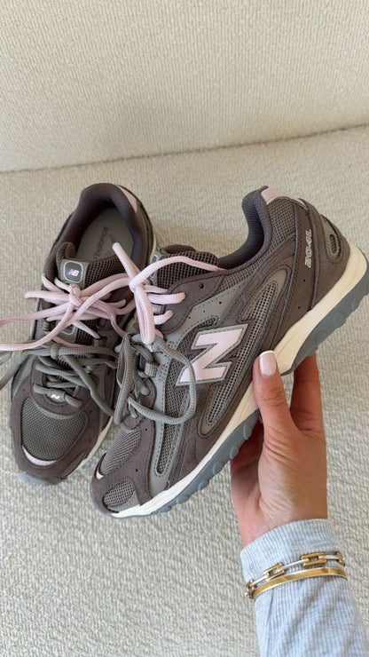 204 Brown & Pink New balance -14 Days
