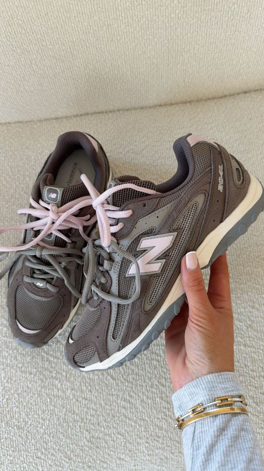 204 Brown & Pink New balance -14 Days