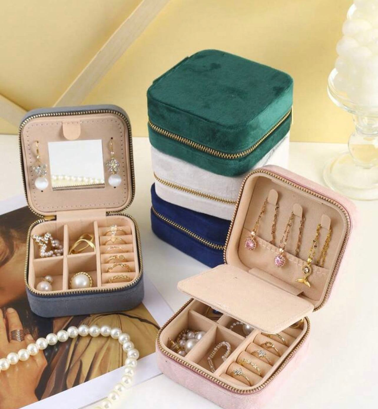 Velvet mini jewerly boxes