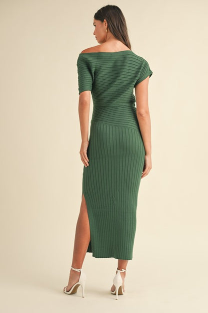 Green ribbed dress