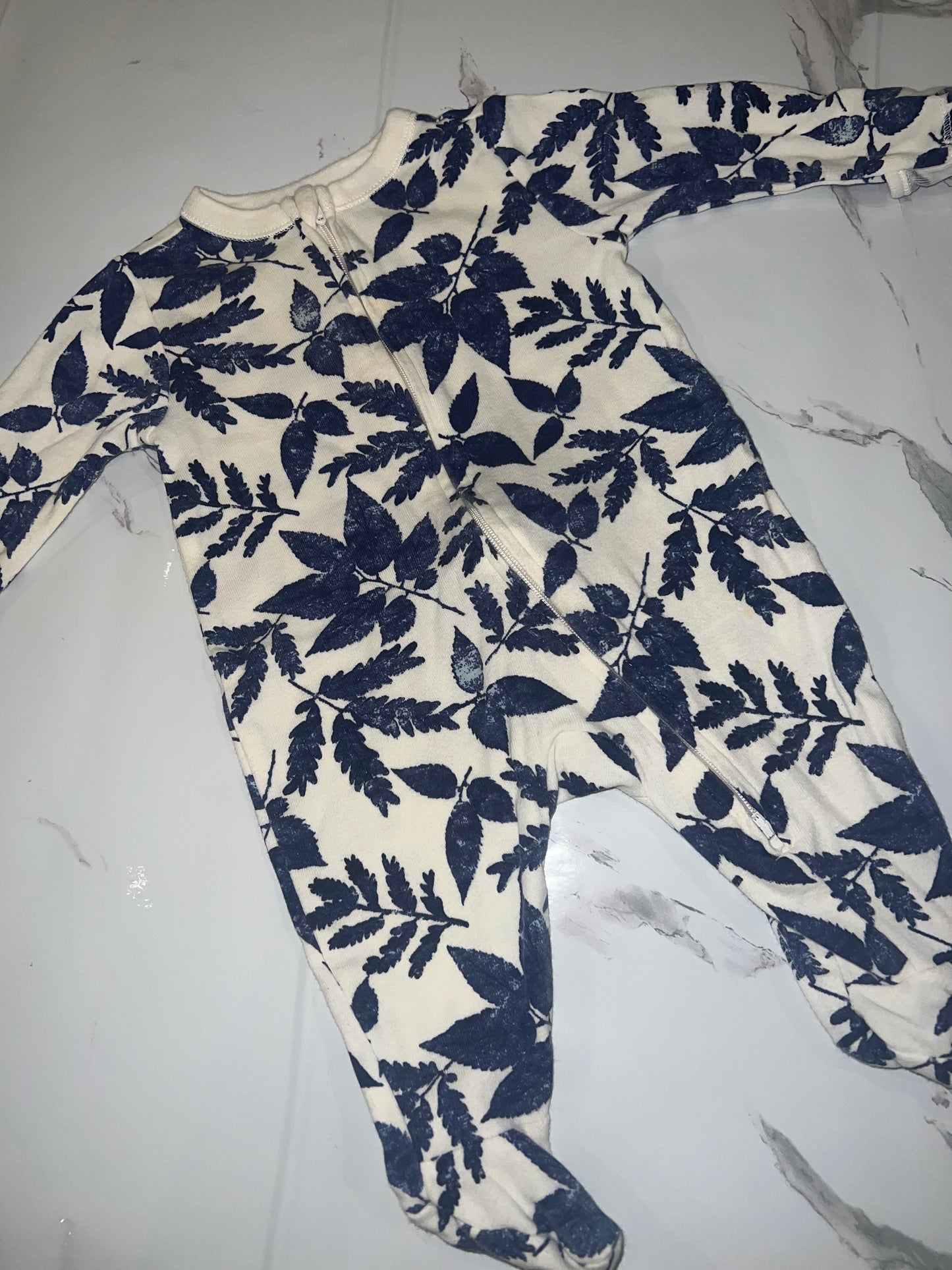 Old navy blue botanical footie