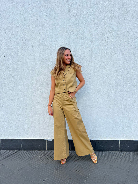 Safari set