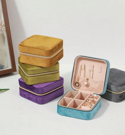 Velvet mini jewerly boxes