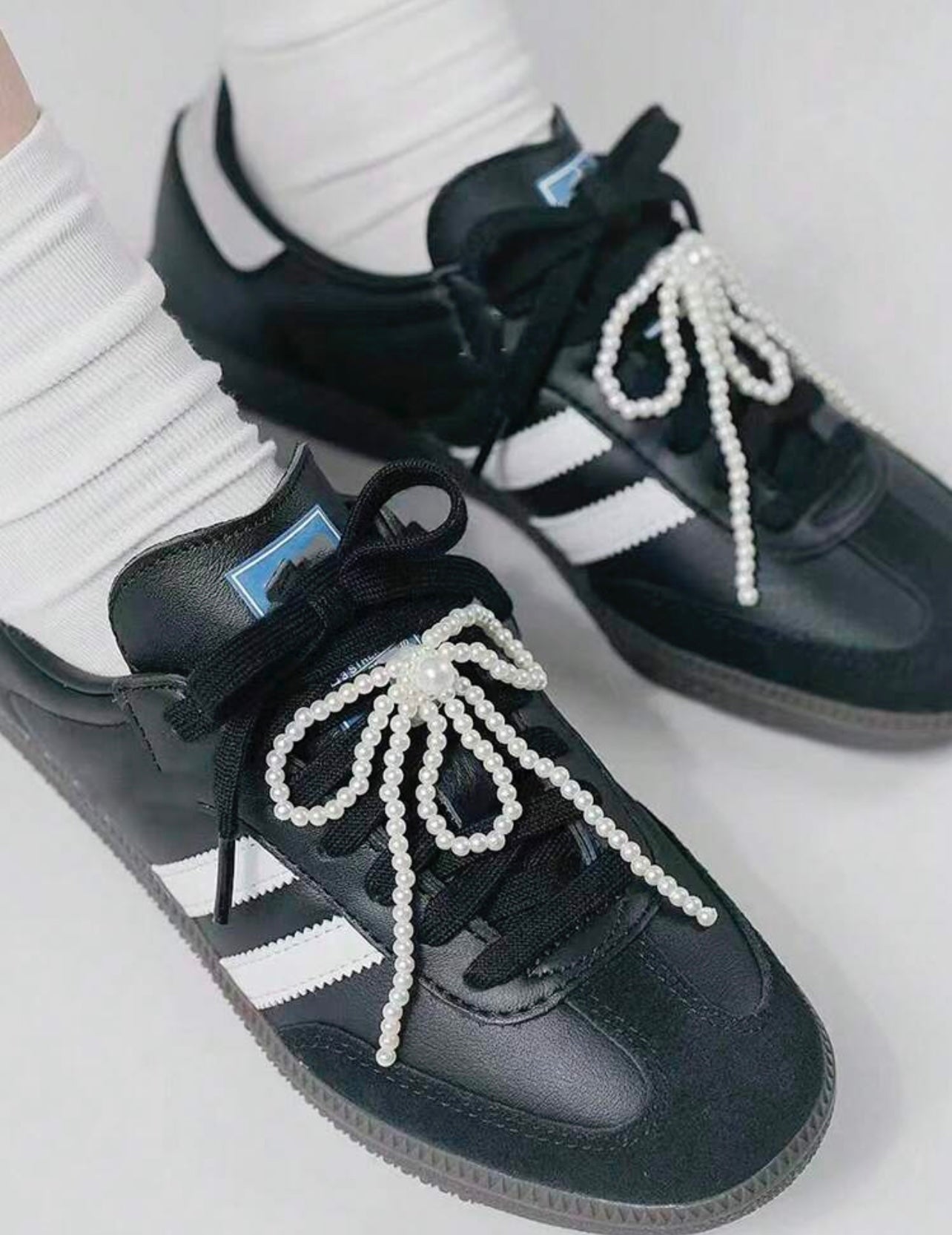 2 pieces pearls bow for sneakers