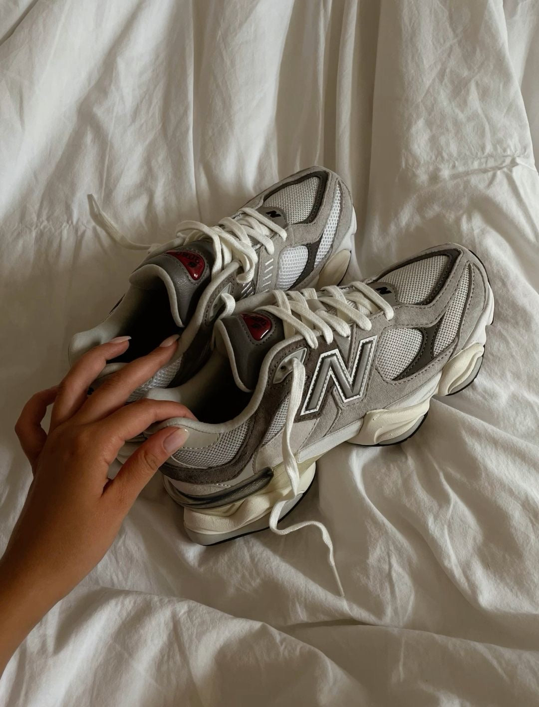 Grey 9060 New Balance  for women BLACK WEEK