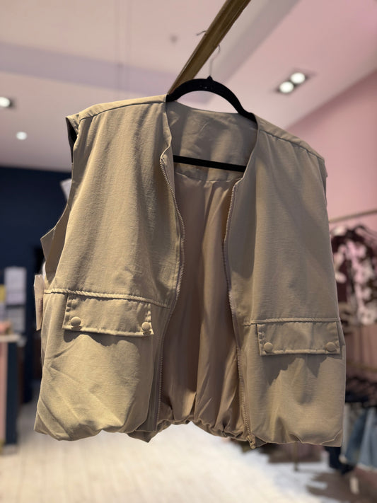 Nude Vest