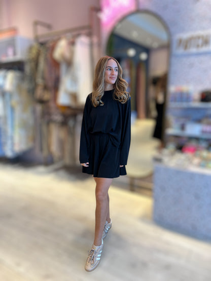 Black comfy shorts set 22 julio