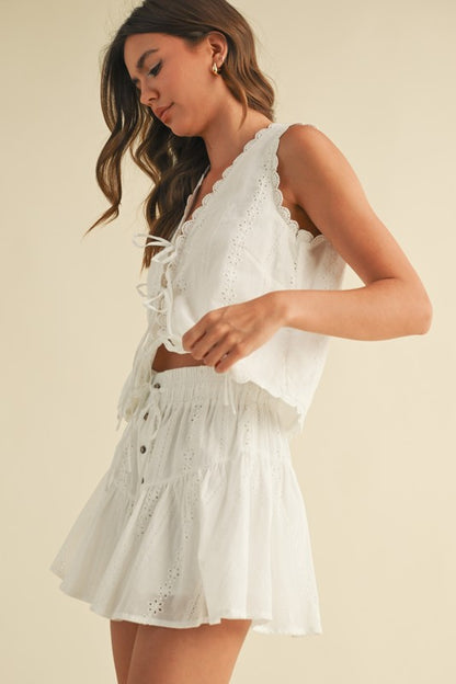 White eyelet skort & top set 10 agosto