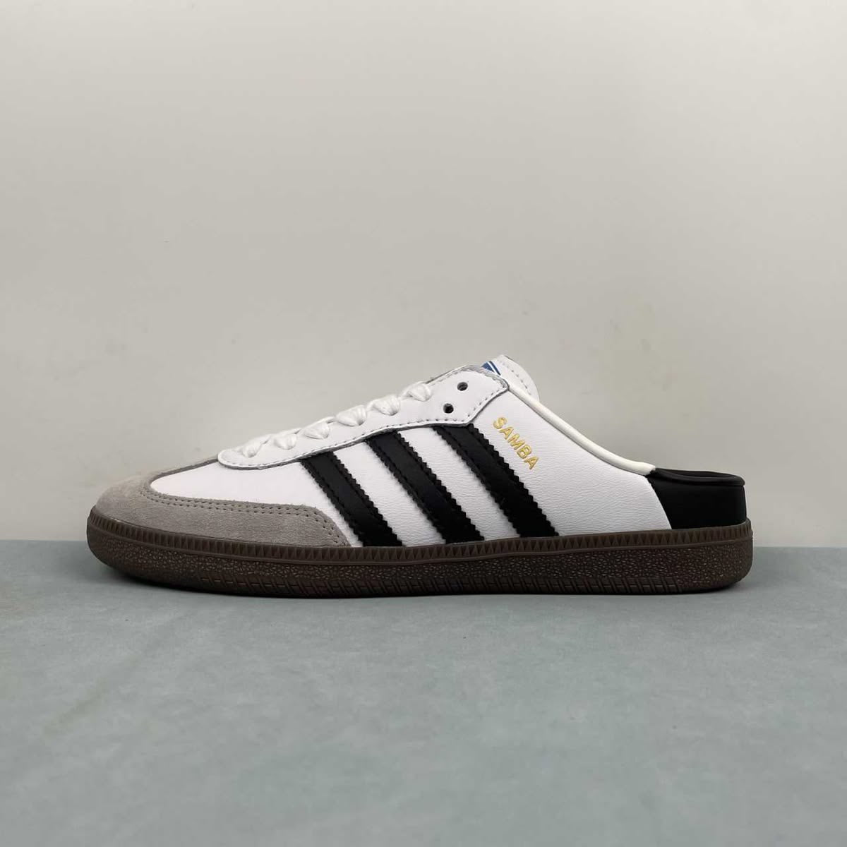 White Mule sambas 10 Days