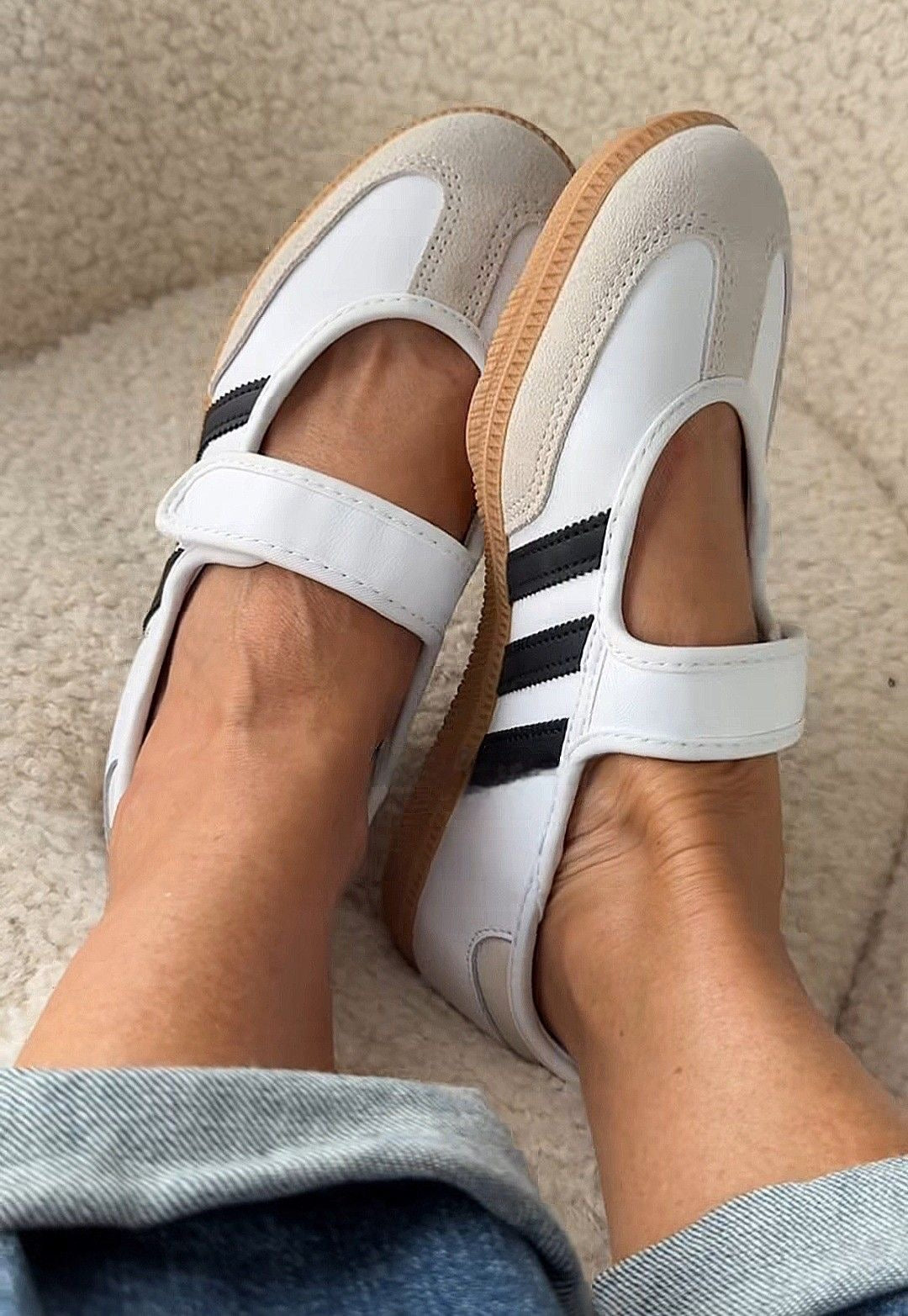 White Jane sambas