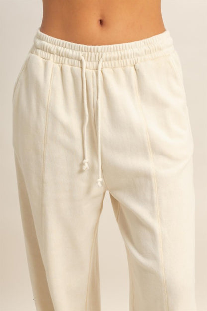 Cream hoddie pants set de viaje 19 marzo