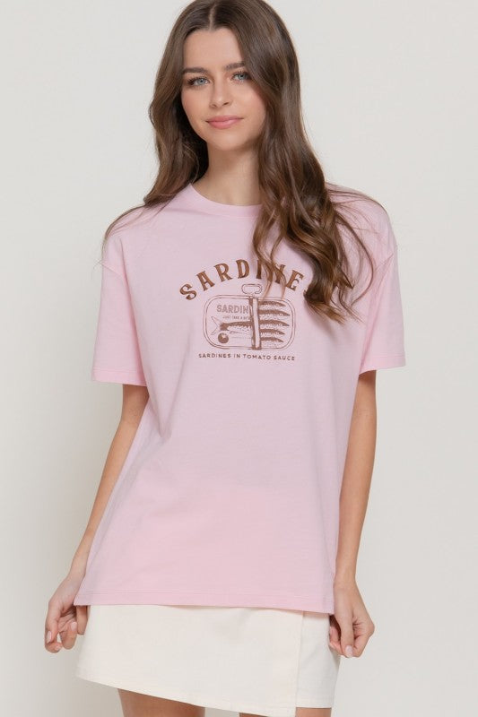 Pink sardines embroidery tshirt 22 marzo