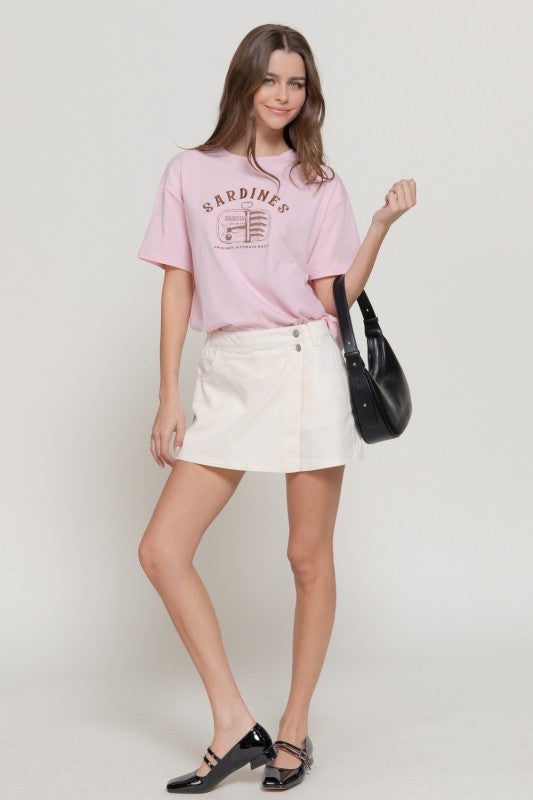 Pink sardines embroidery tshirt 22 marzo