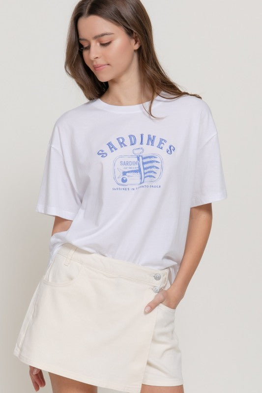 White sardines  embroidery tshirt  22 marzo