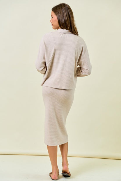 Cream Tzniut skirt set 14 agosto