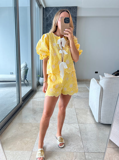 Butter Yellow Ema Set