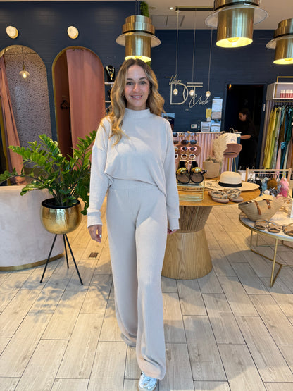 Nude ribbed set de viaje