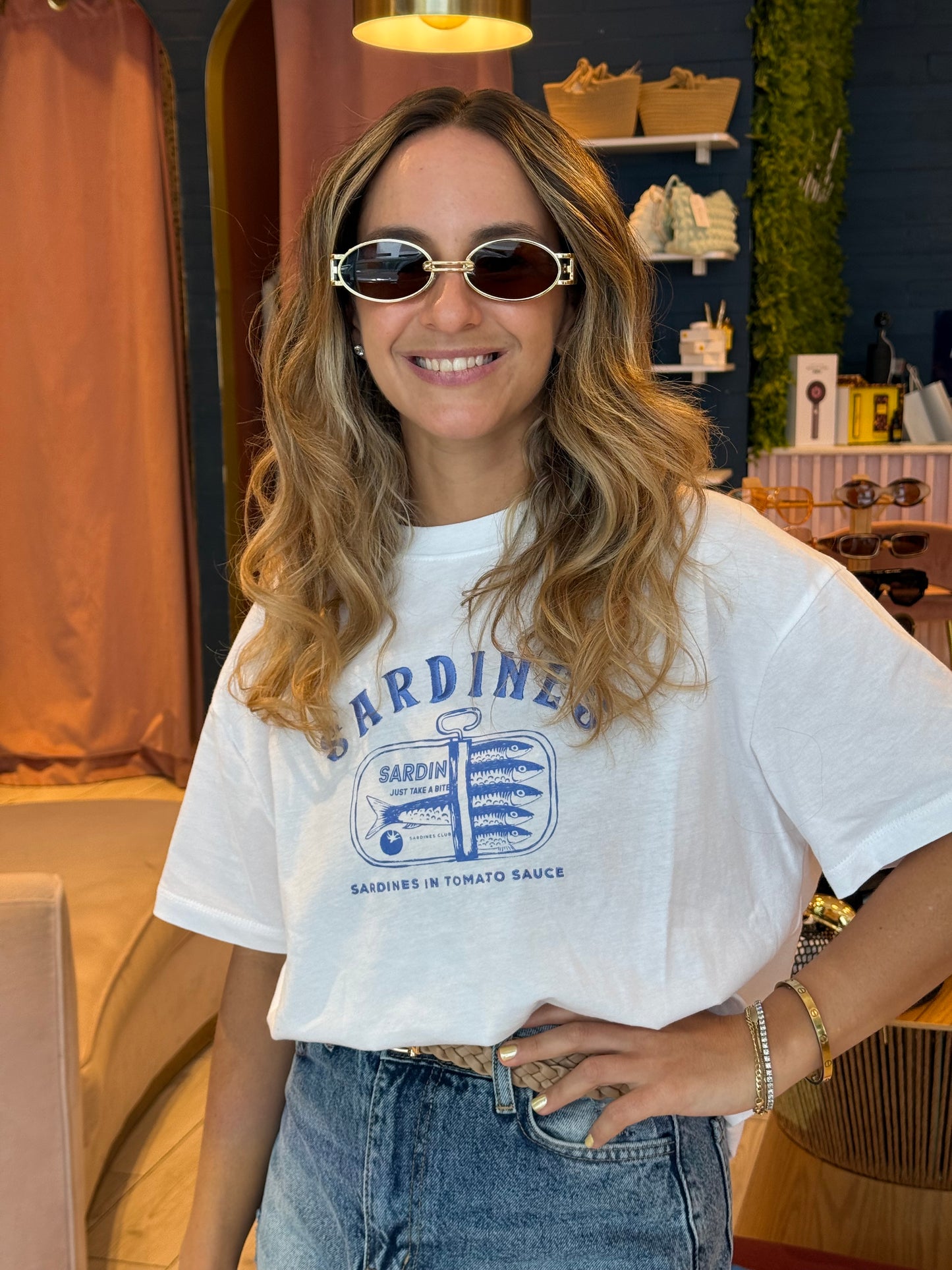 White sardines  embroidery tshirt